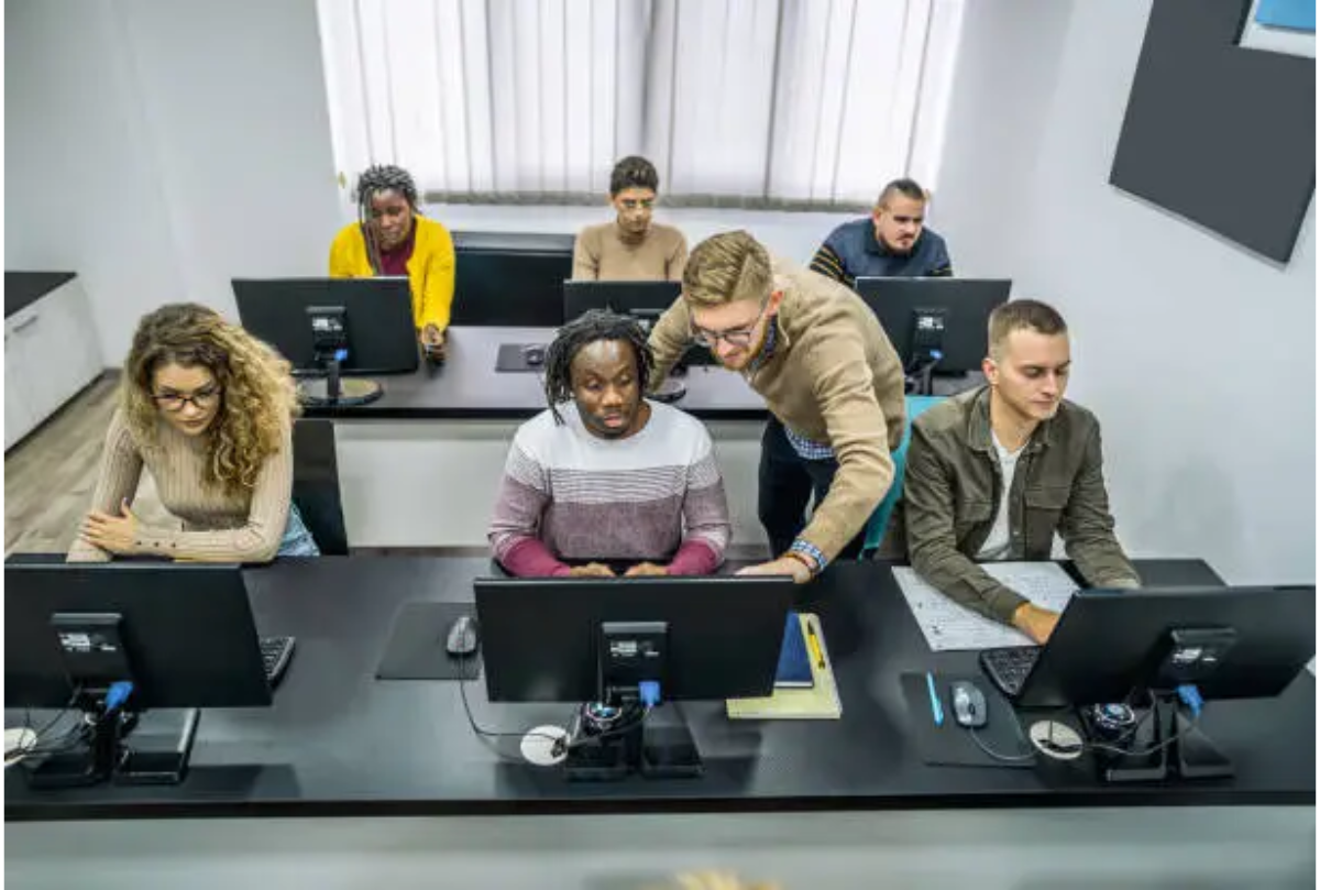 Google Expands Free AI Skills Training Across Africa with UpSkill Universe